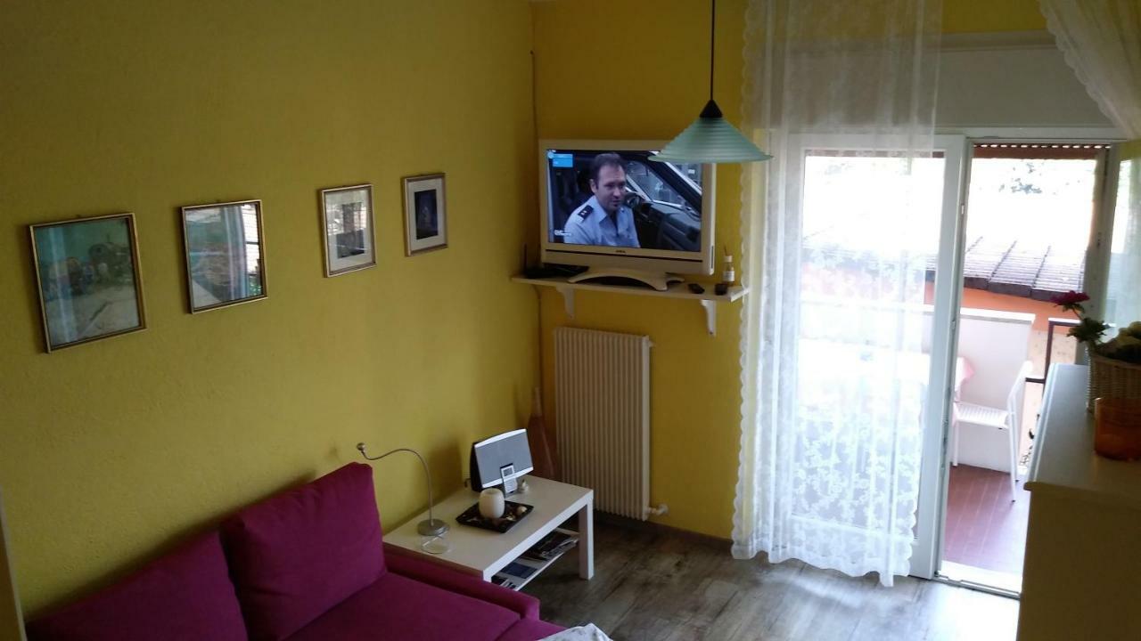 Apartament Luna Wifi Free - Мальчезине Экстерьер фото